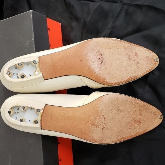 Anne Klein Whips Kid Leather Ivory 1" Heel Flats 8N Snake Look In Original Box - Picture 9 of 14